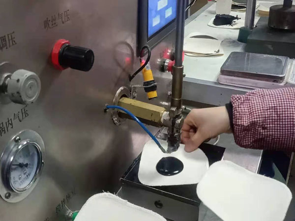 黑膏藥代加工是如何收費的，價格貴不貴